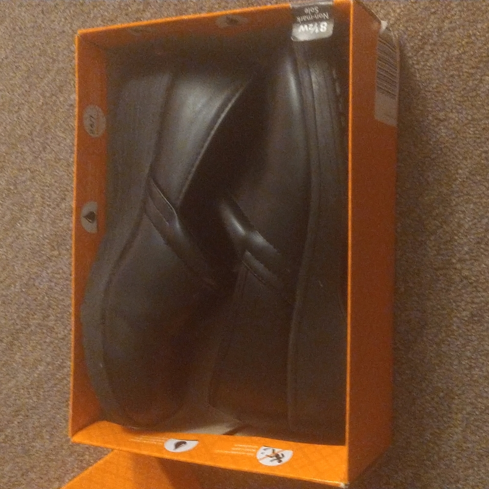 Clogs - Picture 4 of 4